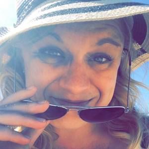 Meet your Posher, Alicia